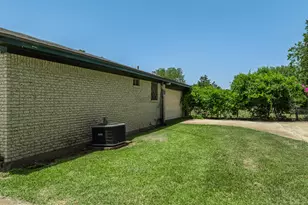 195 Amy Joy Dr, China Spring, TX 76633 - Photo 23