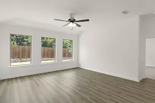 2114 Sunnymede Dr, Forney, TX 75126 - Photo 9