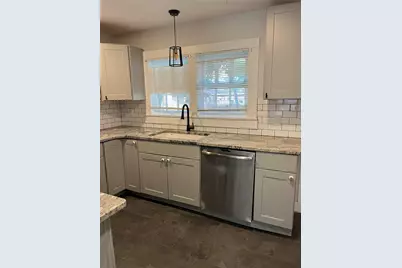 903 W 8th Street, Bonham, TX 75418 - Photo 9