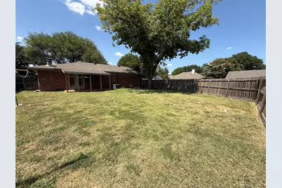 1434 Lavendale Lane, Garland, TX 75040 - Photo 15