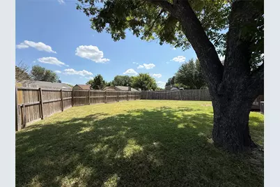 1434 Lavendale Lane, Garland, TX 75040 - Photo 17