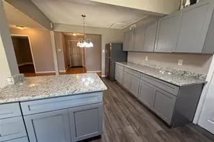 1434 Lavendale Ln, Garland, TX 75040 - Photo 5