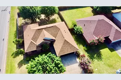1401 Spanish Oak Drive, Granbury, TX 76048 - Photo 17