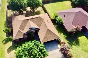 1401 Spanish Oak Dr, Granbury, TX 76048 - Photo 17