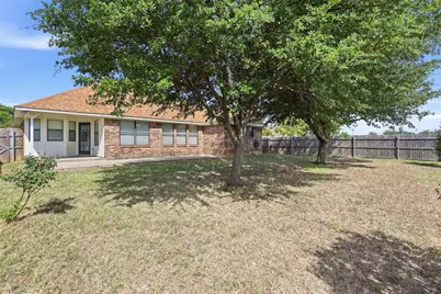 1401 Spanish Oak Drive, Granbury, TX 76048 - Photo 15