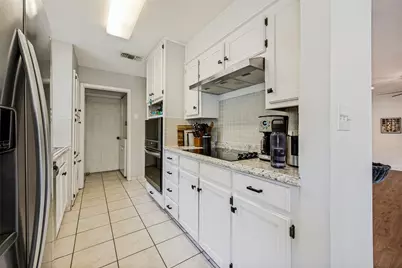 3410 Sheridan Court, Arlington, TX 76017 - Photo 13
