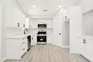 3027 Morgan Dr, Dallas, TX 75241 - Photo 11