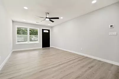 3027 Morgan Drive, Dallas, TX 75241 - Photo 5