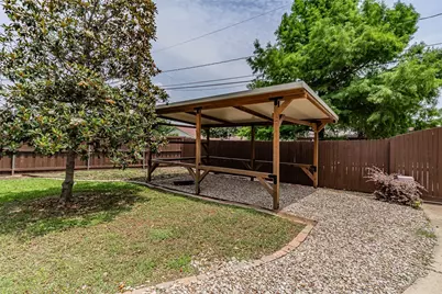 2604 Twinpost Court, Irving, TX 75062 - Photo 19
