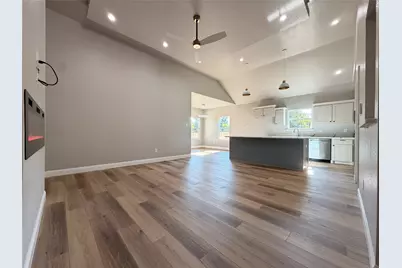 2212 Polk Street, Greenville, TX 75401 - Photo 9