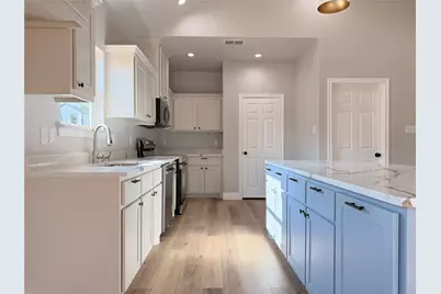 2212 Polk Street, Greenville, TX 75401 - Photo 11