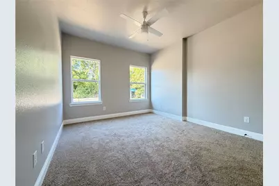 2212 Polk Street, Greenville, TX 75401 - Photo 15