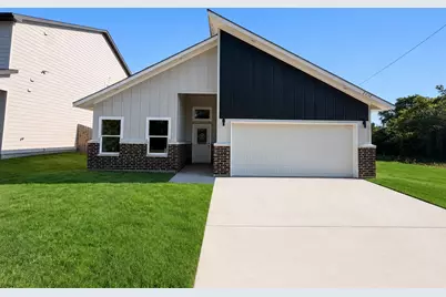 2212 Polk Street, Greenville, TX 75401 - Photo 1