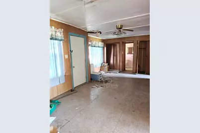 310 W Milam Street, Mexia, TX 76667 - Photo 9