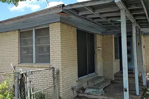 310 W Milam St, Mexia, TX 76667 - Photo 3