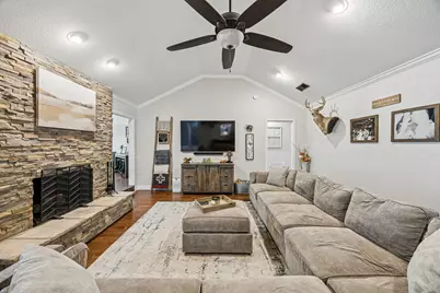 2814 Greenbrook Drive, Arlington, TX 76016 - Photo 9