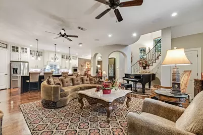 18307 Frankford Lakes Circle, Dallas, TX 75252 - Photo 7