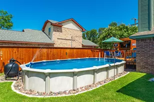1221 Eagle Lake Dr, Azle, TX 76020 - Photo 25
