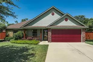 1221 Eagle Lake Dr, Azle, TX 76020 - Photo 29