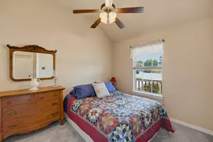 1221 Eagle Lake Dr, Azle, TX 76020 - Photo 19