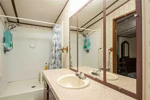 190 E Sycamore Ln, Murchison, TX 75778 - Photo 17