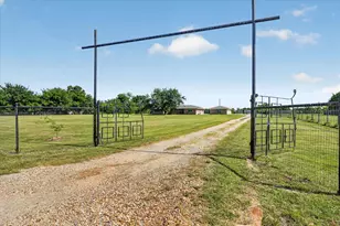 9 Estates Rd, Lucas, TX 75002 - Photo 1