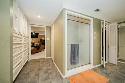 9511 Fallbrook Drive, Dallas, TX 75243 - Photo 31