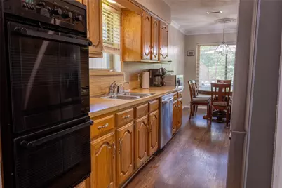 315 Dow Ross Boulevard, Duncanville, TX 75116 - Photo 9