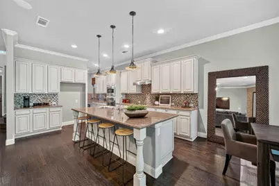 13611 Cobblestone Drive, Farmers Branch, TX 75244 - Photo 11