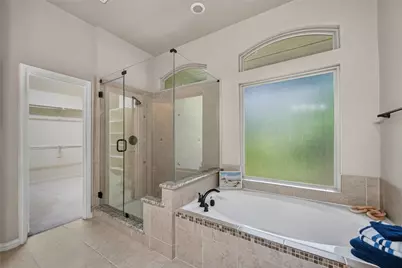 13611 Cobblestone Drive, Farmers Branch, TX 75244 - Photo 25