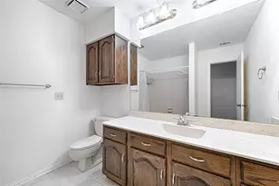 14900 Le Grande Dr, Addison, TX 75001 - Photo 21