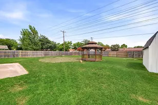 7528 Circle Dr, North Richland Hills, TX 76180 - Photo 23