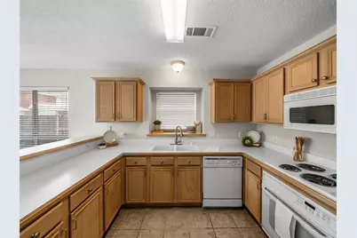 1108 Creekstone Drive, Carrollton, TX 75010 - Photo 11