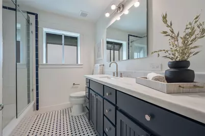 327 Bon Aire Drive, Dallas, TX 75218 - Photo 13