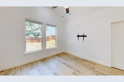 825 Vickie Drive, Azle, TX 76020 - Photo 19