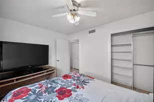 1722 Leicester St, Garland, TX 75044 - Photo 17