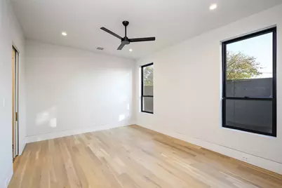 10142 Coppedge Lane, Dallas, TX 75229 - Photo 27
