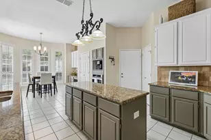 7201 Avalon Dr, Plano, TX 75025 - Photo 11