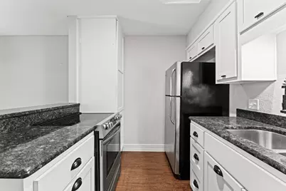 1405 Speight Avenue #5, Waco, TX 76706 - Photo 15