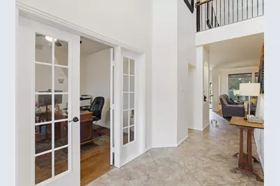 4008 Falcon Ridge Drive, Haltom City, TX 76137 - Photo 7