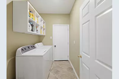 4008 Falcon Ridge Drive, Haltom City, TX 76137 - Photo 29