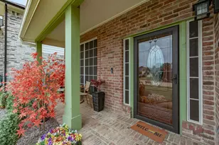 4008 Falcon Ridge Dr, Haltom City, TX 76137 - Photo 3