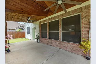 4008 Falcon Ridge Drive, Haltom City, TX 76137 - Photo 31