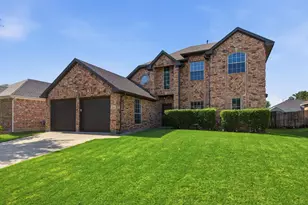 305 Ravenna Rd, Lake Dallas, TX 75065 - Photo 3