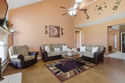 305 Ravenna Road, Lake Dallas, TX 75065 - Photo 9