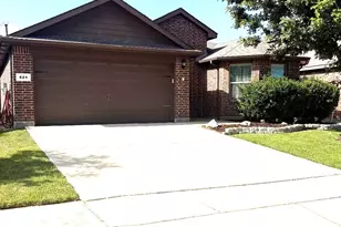 624 River Rock Dr, Azle, TX 76020 - Photo 1