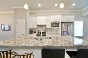 429 Travis Dr, McGregor, TX 76657 - Photo 7