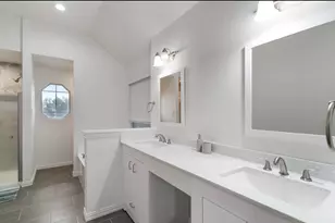 2006 Hidden Trail Dr, Lewisville, TX 75067 - Photo 13