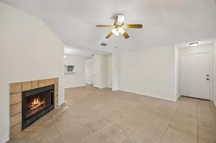 118 E Denton Dr, Euless, TX 76039 - Photo 7