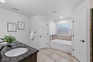 4416 Logan Cir, Granbury, TX 76049 - Photo 23